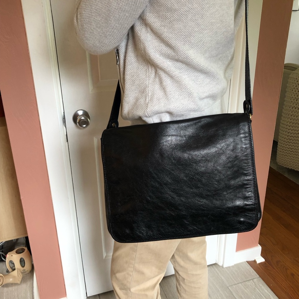 Italian Black Leather Messenger Bag Laptop Bag